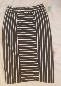 Black and white striped midi pencil skirt
